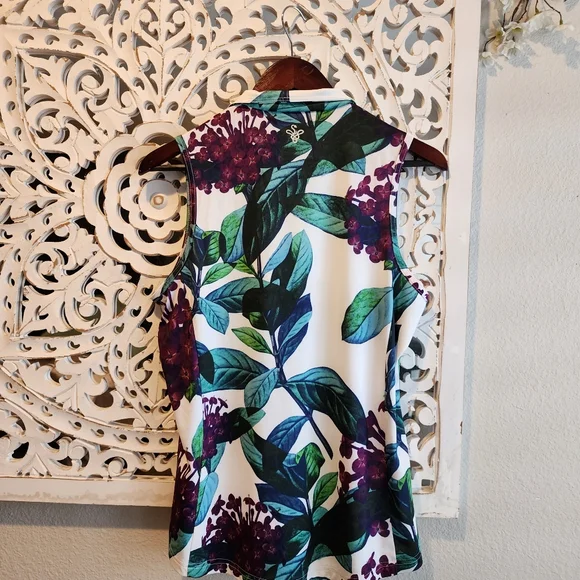 RED BELLY ACTIVE FLORAL ATHLETIC SLEEVELESS TOP WOMENS SIZE LARGE - Picture 5 of 13